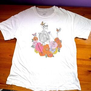 COPY - Abercrombie and fitch dead head T-shirt